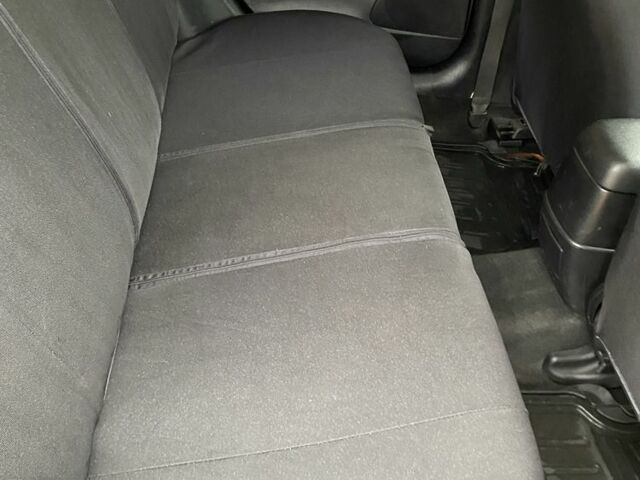 Сірий Мазда 6, об'ємом двигуна 2 л та пробігом 373 тис. км за 3250 $, фото 21 на Automoto.ua