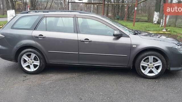 Сірий Мазда 6, об'ємом двигуна 1.8 л та пробігом 302 тис. км за 3700 $, фото 6 на Automoto.ua