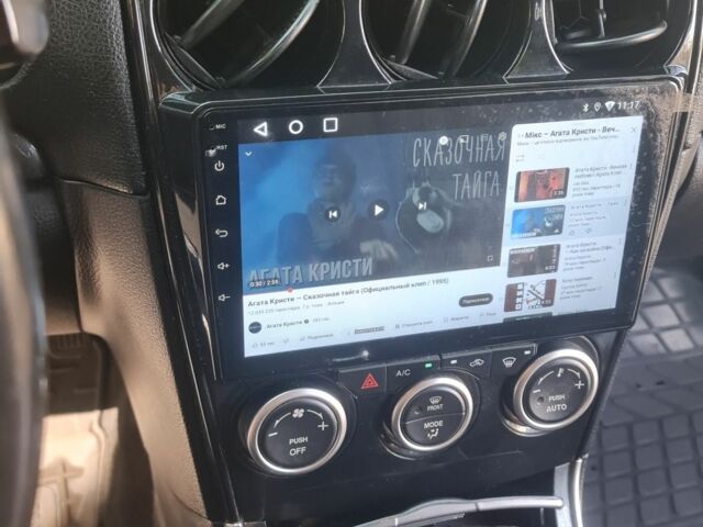 Сірий Мазда 6, об'ємом двигуна 2 л та пробігом 300 тис. км за 4600 $, фото 5 на Automoto.ua