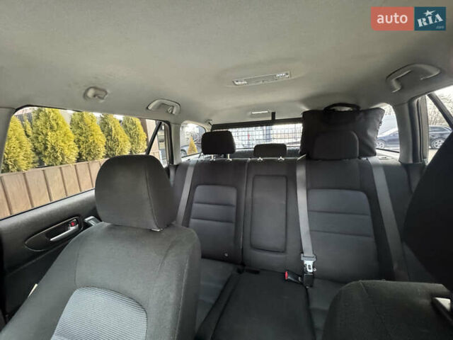 Сірий Мазда 6, об'ємом двигуна 1.8 л та пробігом 340 тис. км за 3900 $, фото 1 на Automoto.ua