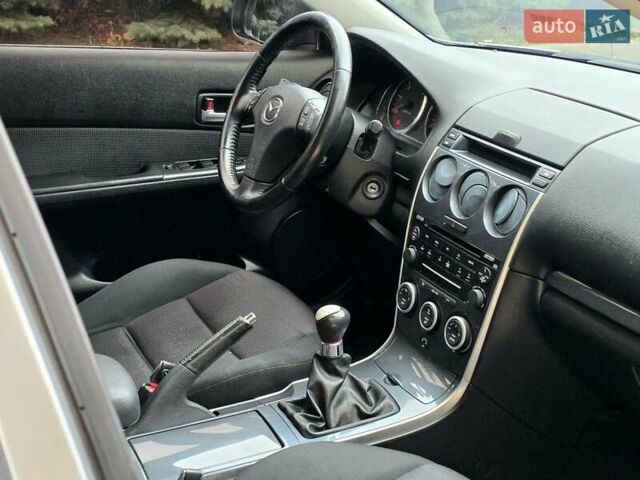 Сірий Мазда 6, об'ємом двигуна 2 л та пробігом 297 тис. км за 3300 $, фото 19 на Automoto.ua