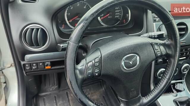 Сірий Мазда 6, об'ємом двигуна 2 л та пробігом 300 тис. км за 4250 $, фото 10 на Automoto.ua