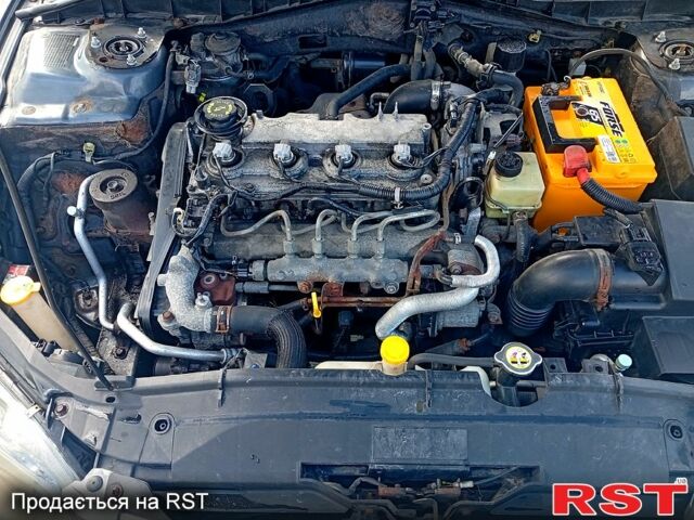 Серый Мазда 6, объемом двигателя 2 л и пробегом 280 тыс. км за 3500 $, фото 6 на Automoto.ua