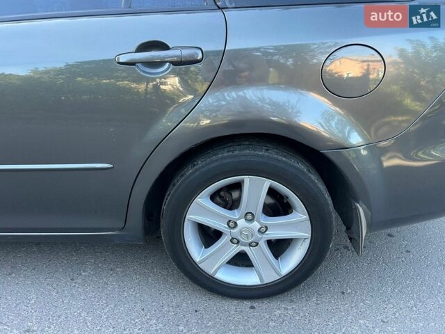 Сірий Мазда 6, об'ємом двигуна 2 л та пробігом 315 тис. км за 3300 $, фото 6 на Automoto.ua