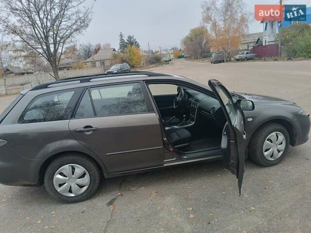 Сірий Мазда 6, об'ємом двигуна 2 л та пробігом 390 тис. км за 4800 $, фото 10 на Automoto.ua
