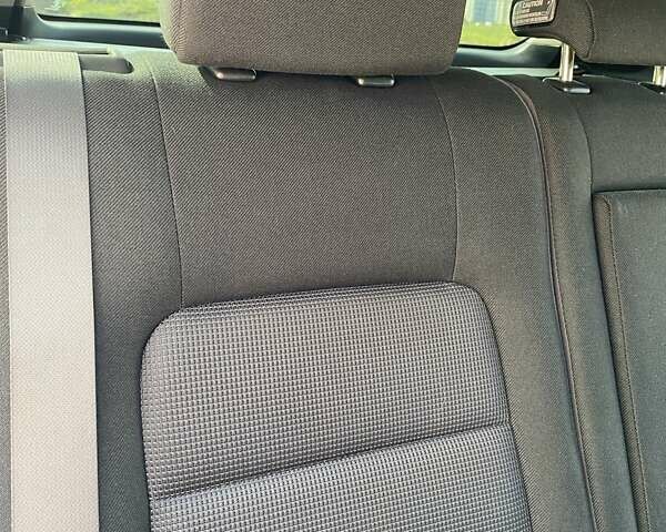 Серый Мазда 6, объемом двигателя 1.8 л и пробегом 211 тыс. км за 4700 $, фото 12 на Automoto.ua