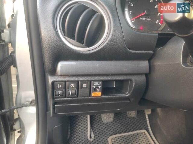 Серый Мазда 6, объемом двигателя 2 л и пробегом 209 тыс. км за 4600 $, фото 26 на Automoto.ua