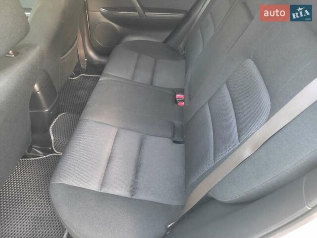 Серый Мазда 6, объемом двигателя 2 л и пробегом 209 тыс. км за 4600 $, фото 24 на Automoto.ua
