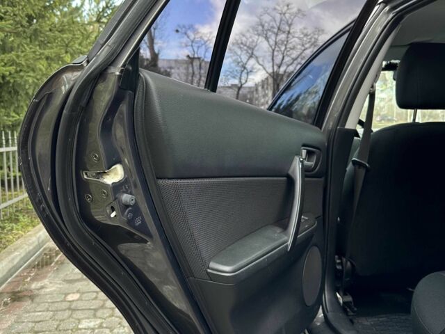 Серый Мазда 6, объемом двигателя 2 л и пробегом 292 тыс. км за 4200 $, фото 6 на Automoto.ua