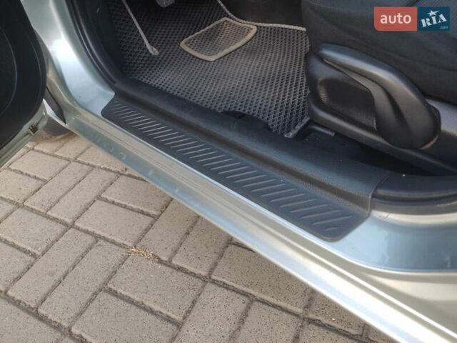 Серый Мазда 6, объемом двигателя 2 л и пробегом 209 тыс. км за 4600 $, фото 22 на Automoto.ua