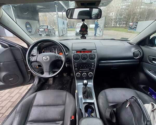 Серый Мазда 6, объемом двигателя 2 л и пробегом 360 тыс. км за 3500 $, фото 9 на Automoto.ua