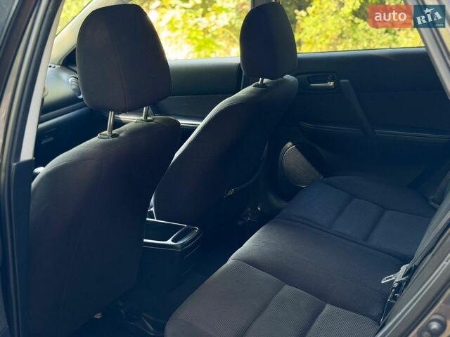 Сірий Мазда 6, об'ємом двигуна 1.8 л та пробігом 207 тис. км за 5100 $, фото 8 на Automoto.ua