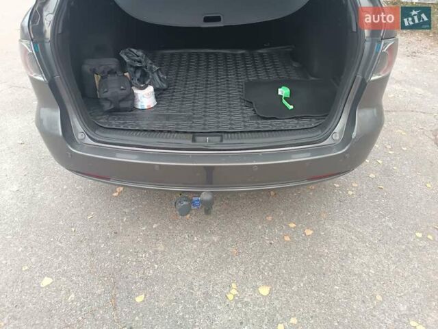 Сірий Мазда 6, об'ємом двигуна 2 л та пробігом 390 тис. км за 4800 $, фото 8 на Automoto.ua