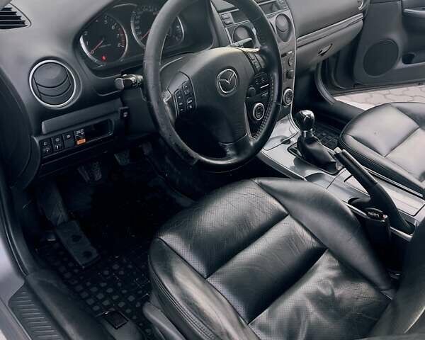 Серый Мазда 6, объемом двигателя 2 л и пробегом 300 тыс. км за 4000 $, фото 8 на Automoto.ua