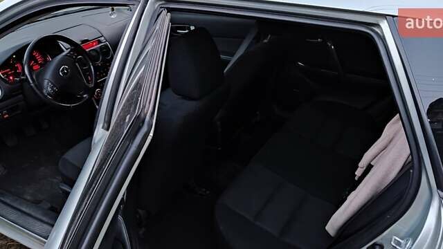 Серый Мазда 6, объемом двигателя 2 л и пробегом 250 тыс. км за 4500 $, фото 6 на Automoto.ua