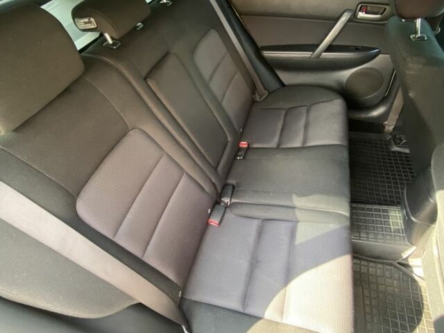 Серый Мазда 6, объемом двигателя 1.8 л и пробегом 217 тыс. км за 3500 $, фото 4 на Automoto.ua