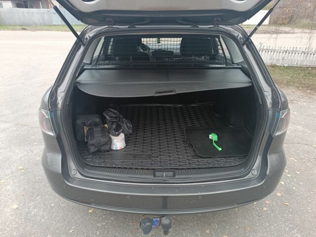 Сірий Мазда 6, об'ємом двигуна 2 л та пробігом 390 тис. км за 4800 $, фото 2 на Automoto.ua