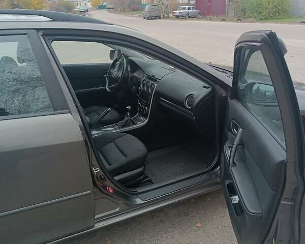 Сірий Мазда 6, об'ємом двигуна 2 л та пробігом 390 тис. км за 4800 $, фото 11 на Automoto.ua