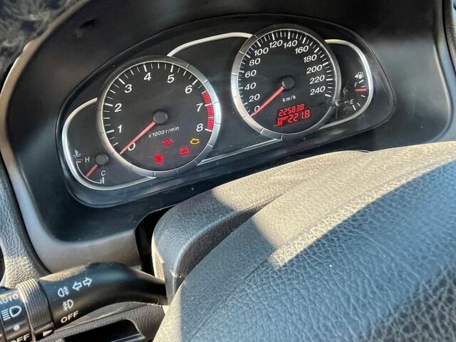 Сірий Мазда 6, об'ємом двигуна 2 л та пробігом 225 тис. км за 4000 $, фото 7 на Automoto.ua