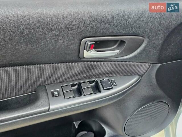 Сірий Мазда 6, об'ємом двигуна 2 л та пробігом 297 тис. км за 3400 $, фото 10 на Automoto.ua