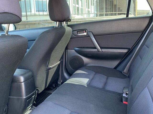 Сірий Мазда 6, об'ємом двигуна 1.8 л та пробігом 211 тис. км за 3100 $, фото 5 на Automoto.ua