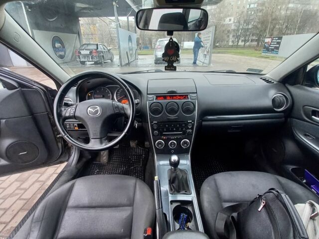 Серый Мазда 6, объемом двигателя 2 л и пробегом 360 тыс. км за 3500 $, фото 4 на Automoto.ua