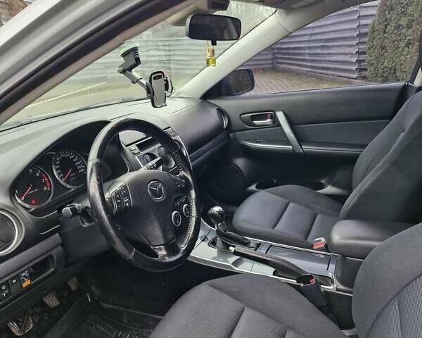 Сірий Мазда 6, об'ємом двигуна 2 л та пробігом 215 тис. км за 4250 $, фото 12 на Automoto.ua