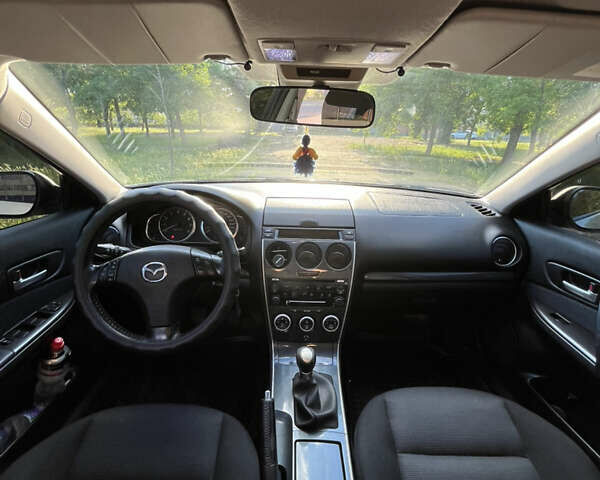 Сірий Мазда 6, об'ємом двигуна 2 л та пробігом 288 тис. км за 5700 $, фото 4 на Automoto.ua