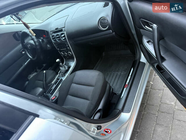 Сірий Мазда 6, об'ємом двигуна 2 л та пробігом 280 тис. км за 4500 $, фото 7 на Automoto.ua