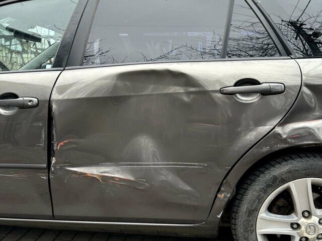 Серый Мазда 6, объемом двигателя 2 л и пробегом 274 тыс. км за 3700 $, фото 6 на Automoto.ua
