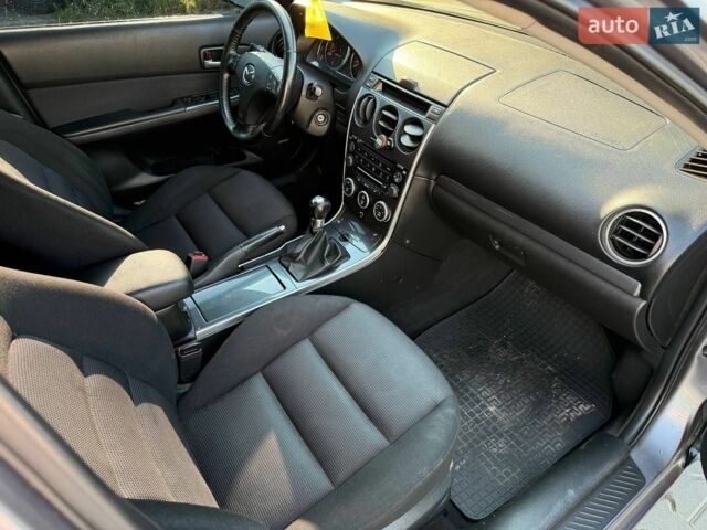 Сірий Мазда 6, об'ємом двигуна 2 л та пробігом 290 тис. км за 3900 $, фото 19 на Automoto.ua