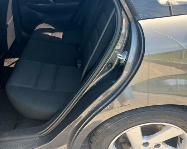 Сірий Мазда 6, об'ємом двигуна 2 л та пробігом 200 тис. км за 5200 $, фото 10 на Automoto.ua