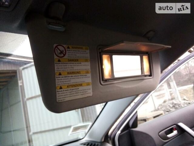 Сірий Мазда 6, об'ємом двигуна 2 л та пробігом 260 тис. км за 5100 $, фото 4 на Automoto.ua