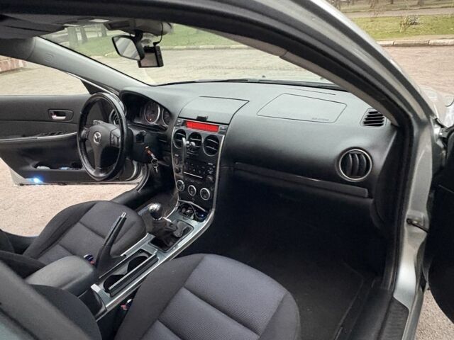 Серый Мазда 6, объемом двигателя 1.8 л и пробегом 170 тыс. км за 5500 $, фото 6 на Automoto.ua