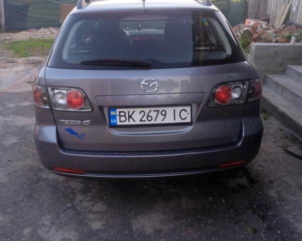 Сірий Мазда 6, об'ємом двигуна 2 л та пробігом 250 тис. км за 5900 $, фото 4 на Automoto.ua