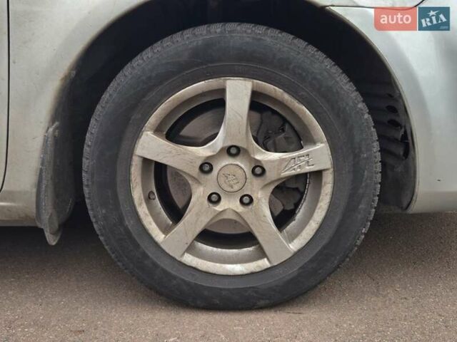 Серый Мазда 6, объемом двигателя 2 л и пробегом 227 тыс. км за 5600 $, фото 15 на Automoto.ua