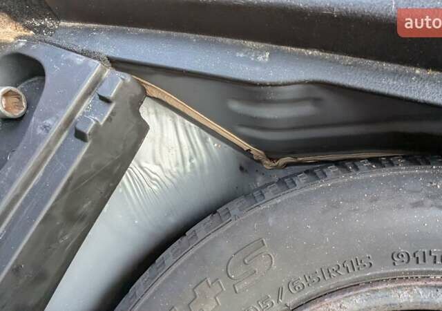 Серый Мазда 6, объемом двигателя 2 л и пробегом 275 тыс. км за 4000 $, фото 18 на Automoto.ua