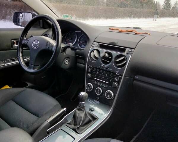 Серый Мазда 6, объемом двигателя 2 л и пробегом 250 тыс. км за 3200 $, фото 3 на Automoto.ua