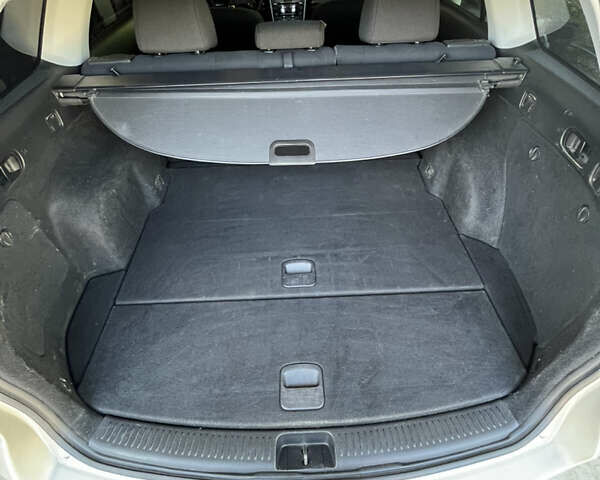 Сірий Мазда 6, об'ємом двигуна 2 л та пробігом 288 тис. км за 5700 $, фото 6 на Automoto.ua