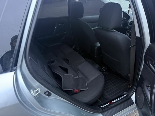 Серый Мазда 6, объемом двигателя 2 л и пробегом 280 тыс. км за 4500 $, фото 10 на Automoto.ua