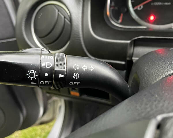 Серый Мазда 6, объемом двигателя 2 л и пробегом 320 тыс. км за 4800 $, фото 25 на Automoto.ua