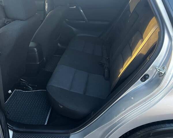 Серый Мазда 6, объемом двигателя 2 л и пробегом 252 тыс. км за 4900 $, фото 10 на Automoto.ua