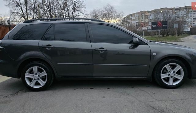 Сірий Мазда 6, об'ємом двигуна 2 л та пробігом 205 тис. км за 2999 $, фото 6 на Automoto.ua