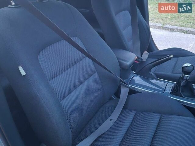 Серый Мазда 6, объемом двигателя 1.8 л и пробегом 386 тыс. км за 4300 $, фото 18 на Automoto.ua