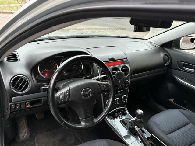 Серый Мазда 6, объемом двигателя 1.8 л и пробегом 170 тыс. км за 5500 $, фото 5 на Automoto.ua