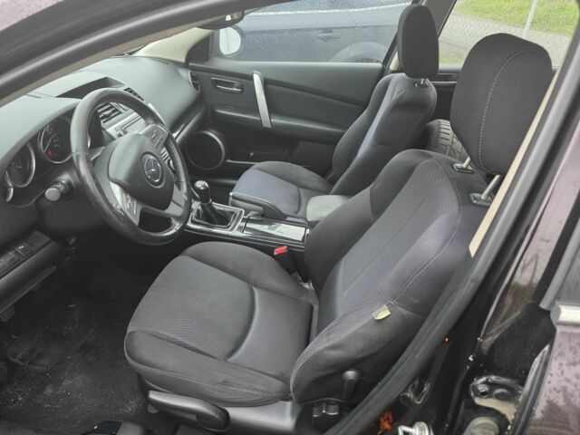 Серый Мазда 6, объемом двигателя 2 л и пробегом 264 тыс. км за 2869 $, фото 3 на Automoto.ua