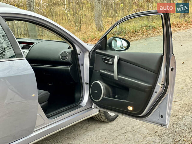 Сірий Мазда 6, об'ємом двигуна 2 л та пробігом 179 тис. км за 7750 $, фото 14 на Automoto.ua