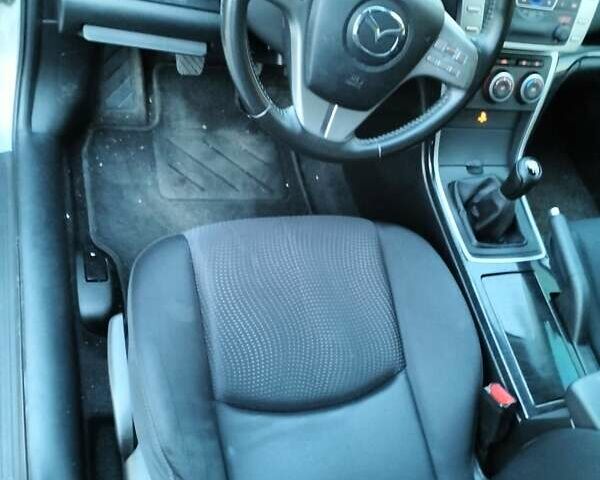 Серый Мазда 6, объемом двигателя 2 л и пробегом 252 тыс. км за 8000 $, фото 4 на Automoto.ua