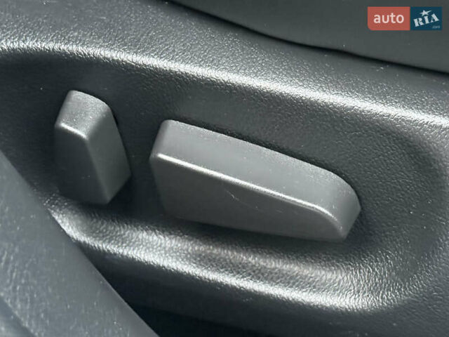 Серый Мазда 6, объемом двигателя 2 л и пробегом 186 тыс. км за 6750 $, фото 33 на Automoto.ua