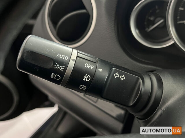 Серый Мазда 6, объемом двигателя 2 л и пробегом 211 тыс. км за 9000 $, фото 18 на Automoto.ua